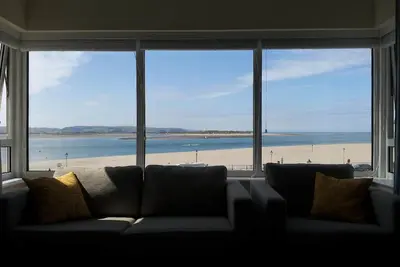 Image de Vue mer-Appartement-Salle de bain privée séparée