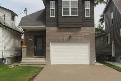 Image de 3 Cozy Queen Beds; 20 minutes from Niagara Falls