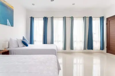 Image de Wow! Gated House/WiFi/5 rooms/12 pax/Pool Private