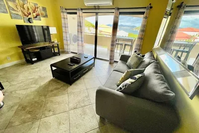 Image de Couples Getaway: 1Bed 1Bath Condo in Red Hook