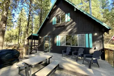 Image de Mint Chip Cabin - Pet friendly - Forested - Large deck - Fire pit