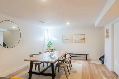 Image de Modern 2br 1ba Private Suite