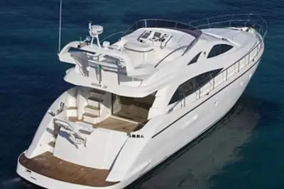 Image de Yacht \"Java\" in Sardinia - with refined design & exclusive styling