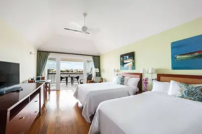 Image de Relax and Unwind! 2 Comfortable Units, Outdoor Pool, Free Parking, Near Aboretum