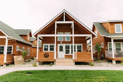 Image de Mod lux bungalow, year round activities, lake living, ski Schweitzer