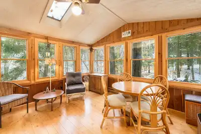 Image de Stolen Day - located in the desirable rustic gated resort community - Pet Friendly!