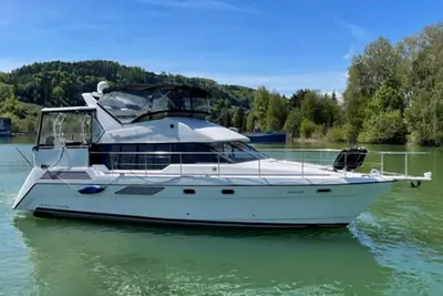Image de Yacht \"Bayliner 45 Fly \"Alexandra\"\" on Lake Zurich/Rp - the party boat