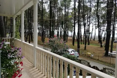 Image de 4 Bed Villa-Sleeps 8-Parking-Garden-Sea View