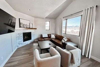 Image de Winter Park/ Grandby Mountain Home New w/scenic views!