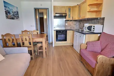 Appartement La Tania 4 pers, skis aux pieds, 2 pièces, balcon, résidence Grand Bois A