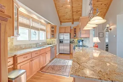 Image de Eagle's Wings- Mountain House, Gated Resort, Indoor\/Outdoor Pools and Hot Tub, Fishing Ponds, Fit. . .