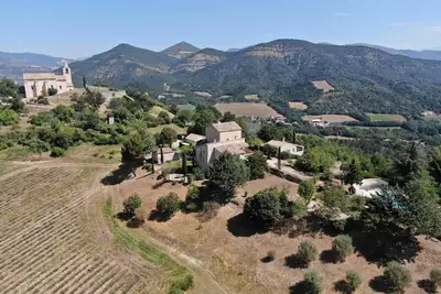 Image de Gîte 8 personnes dans hameau de charme privé avec vue panoramique et piscine