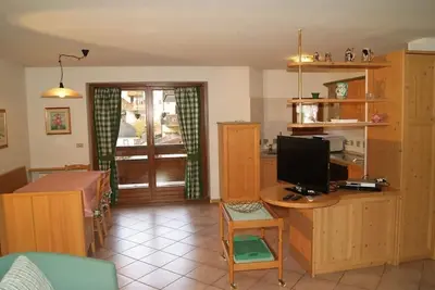 Image de Appartement \"Résidence Margherita\" avec vue sur les montagnes, balcons et Wi-Fi.