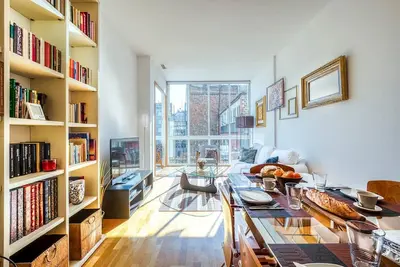 Image de Bright & Quite flat in the modernist Eixample near Paseo de Gracia