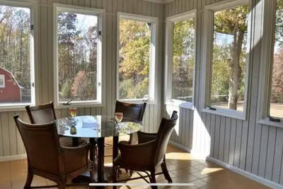 Image de Country Villa - Lakefront Pool