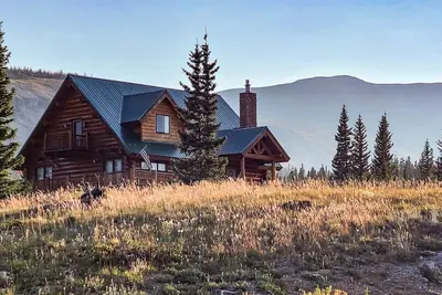 Image de Discounts! Epic Views, Spectacular Custom Log Cabin w/Hot Tub, Fireplace - Moose Tracks Cabin