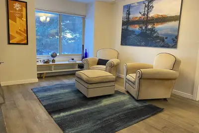 Image de Walk to the Canyons Lift, Sleep in Comfort, Contemporary 1br