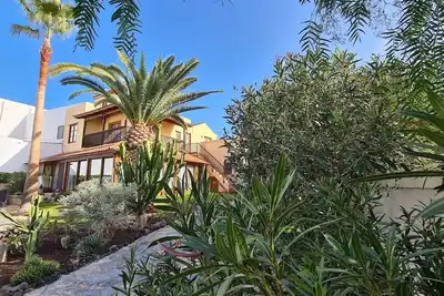 Image de A cozy blend of tranquility, beauty and functionality