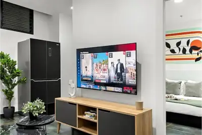 Modern remodeled 1 bedroom apartment, central Tlv