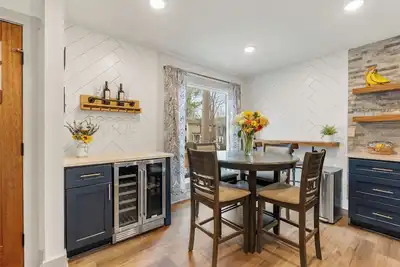 Image de Wild Sunflower Retreat