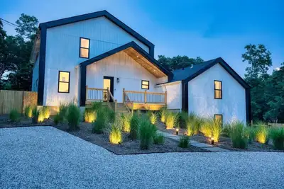 Image de Hamptons Modern Retreat New Cons
