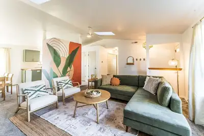 Image de Lg Fenced Yard I King I Family Friendly I Midtown