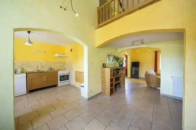Image de Les Amandiers -Ferme de caractère au calme avec piscine dans parc arboré