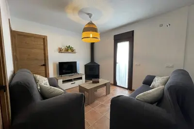 Image de Cozy house in the center. With fireplace, terrace, kitchen. . .
