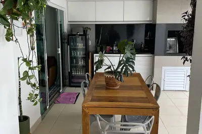Image de House with 3 suites, swimming pool, close to the beach.