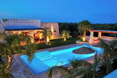 Image de Trullo with salt pool, sea view, Bc. WiFi, 4 km from the sea, 4 km from Ostuni