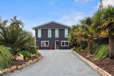 Image de River Rest - Ruakaka Holiday Home