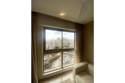1-Bedroom Lake View Apartment at Hiranandani Powai