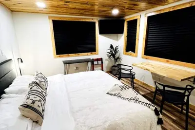 Image de Casita 3 · Getaway Space in nature - near lakes & shopping. C3