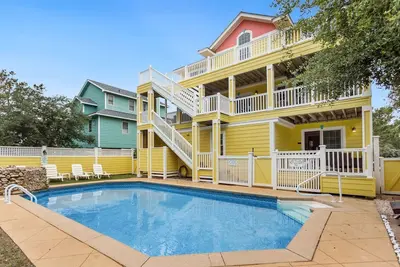 Image de Crown Jewel: Pool, Hot Tub, Theater, Game Room