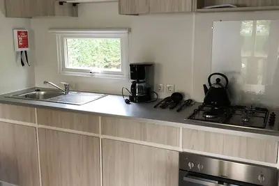 Image de Mobile home 6/8 personnes Camping les Charmettes, endroit calme.