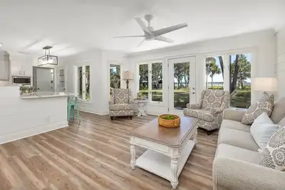 Image de Live Oak Cottage - Riverfront Getaway with Dock Access