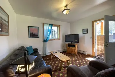 Image de 1 Bedroom with Laundry access