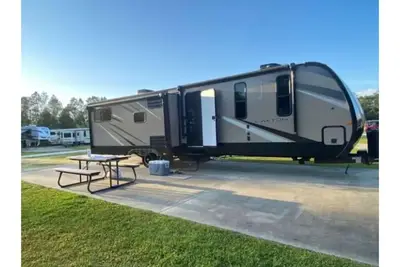 Image de Luxe-two bd Travel Trailer- Pueblo Reservoir