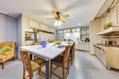 Image de 'The Vista' Retreat ~ 30 Mi to Kansas City!