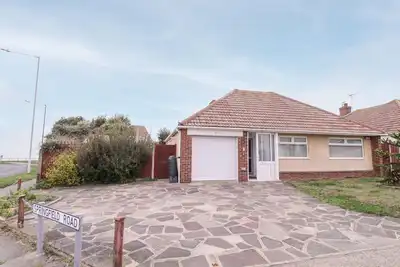 Image de 1 Springfield Road, pet friendly, with a garden in Margate