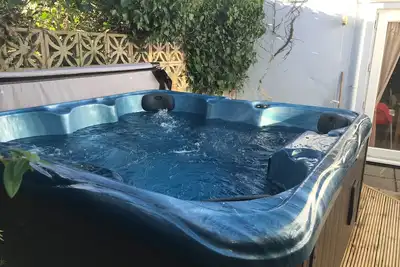 Image de Pebble Reef, with hot tub in Easton, Portland