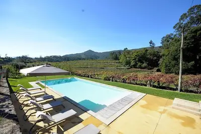 Image de Maison de vacances pour 14 personnes env. 720 qmà Estoraos, Região Norte (Minho)