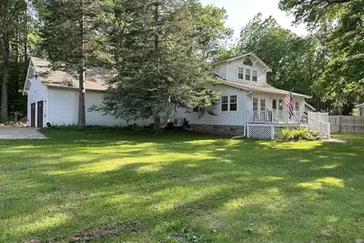 Image de Easy access to Paul Bunyan Trail! 127 lakes within 10 miles and ample parking!