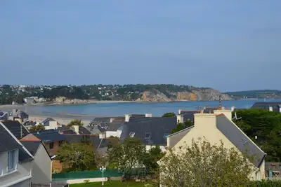 Image de Rez de chaussée dans une petite résidence à 200 m de la  belle plage de Morgat