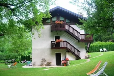 Image de Ledro, Pur area 65 sqm 2 rooms 5 places, Separate entrance 200 mt from the lake