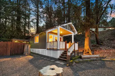 Image de Hot Tub Cabin #11