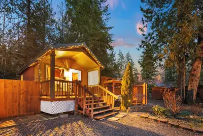 Hot Tub Cabin #13