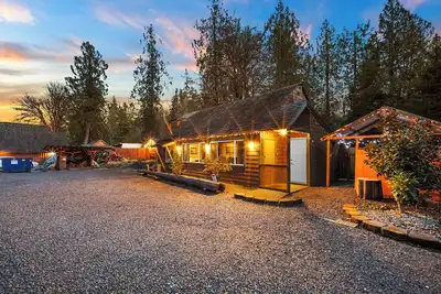 Image de Hot Tub Cabin #15