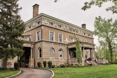 Image de The Carriage House Loft at Marion Hall Mansion*