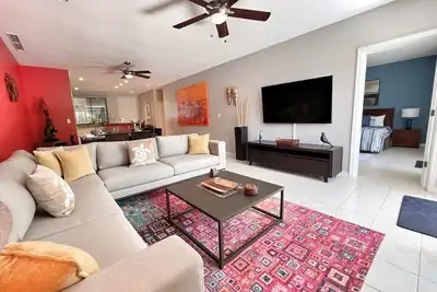 Image de Pacifico L102 - Ground Floor 2 Bedroom Walk-out